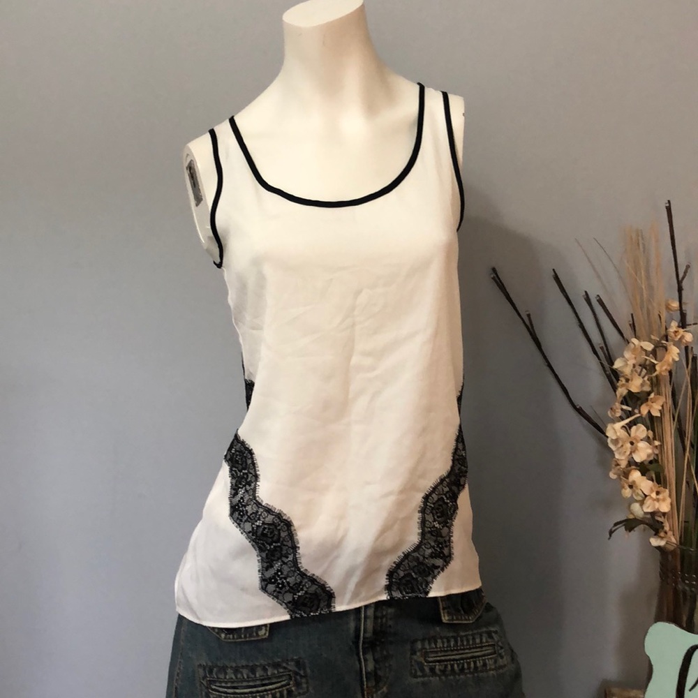 Express tank top with black lace cute trim, S